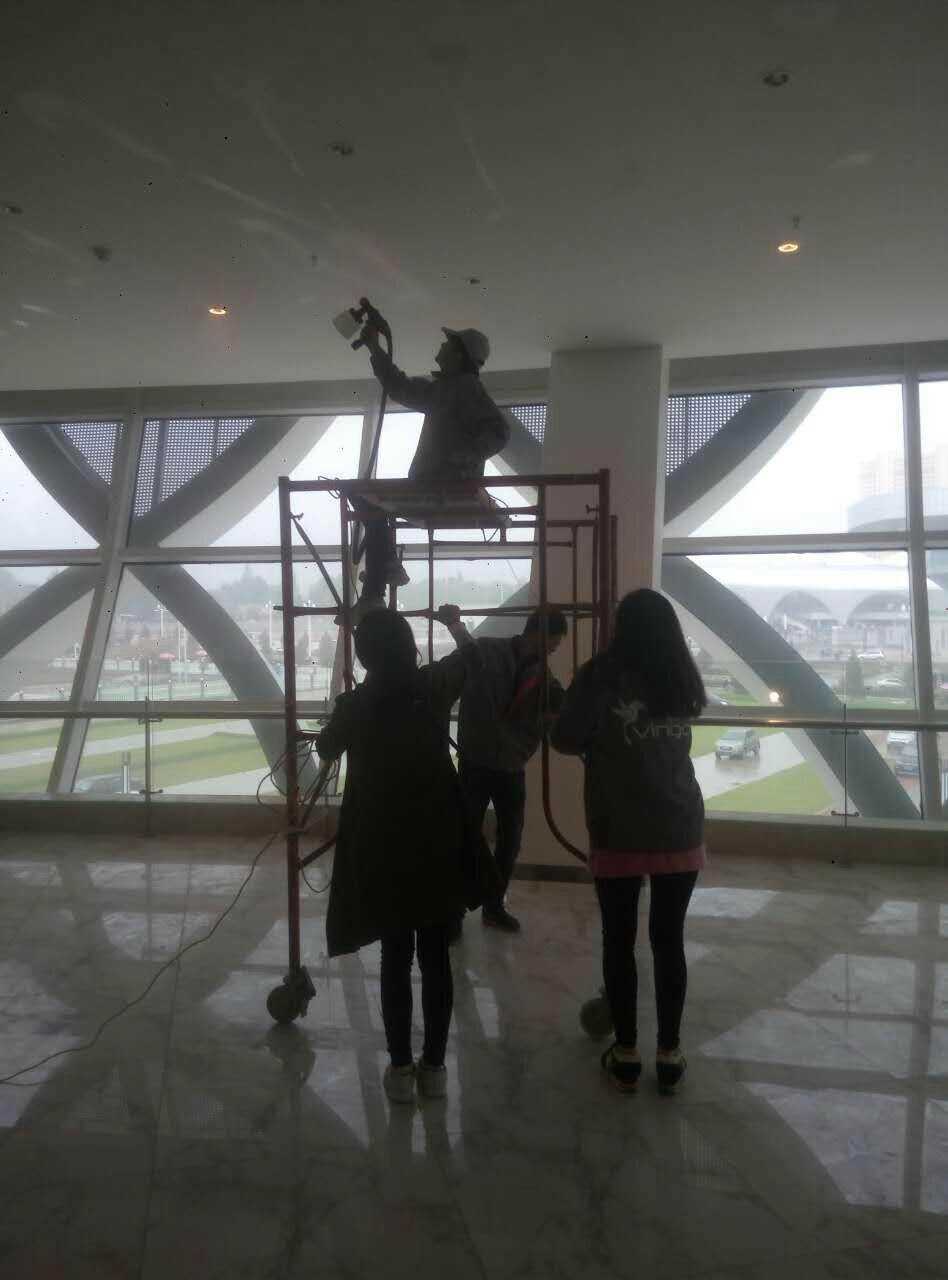 臨夏市民族大劇院頂面全方位施工 臨夏市民族大劇院頂面全方位施工