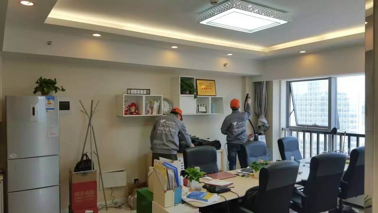 恒天財富辦公區墻面施工 恒天財富辦公區墻面施工