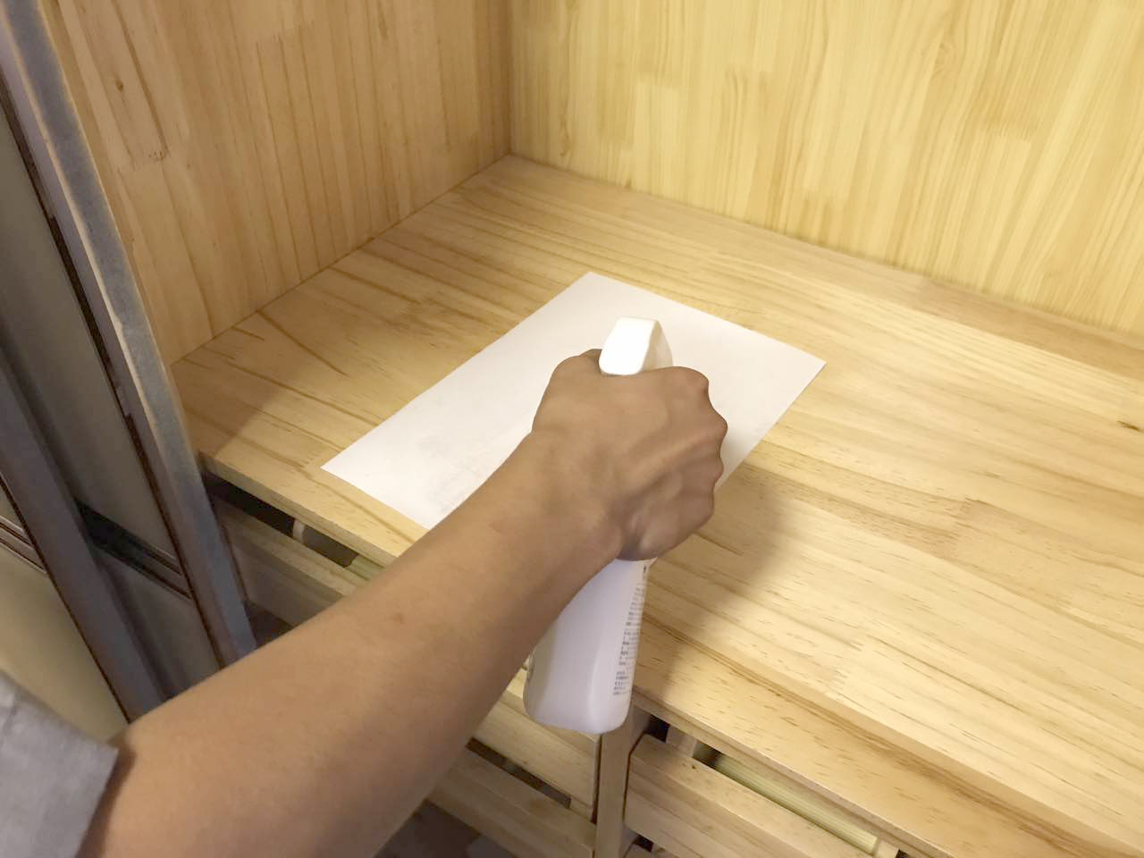 抽屜A4紙重點噴涂增加接觸面 抽屜A4紙重點噴涂增加接觸面