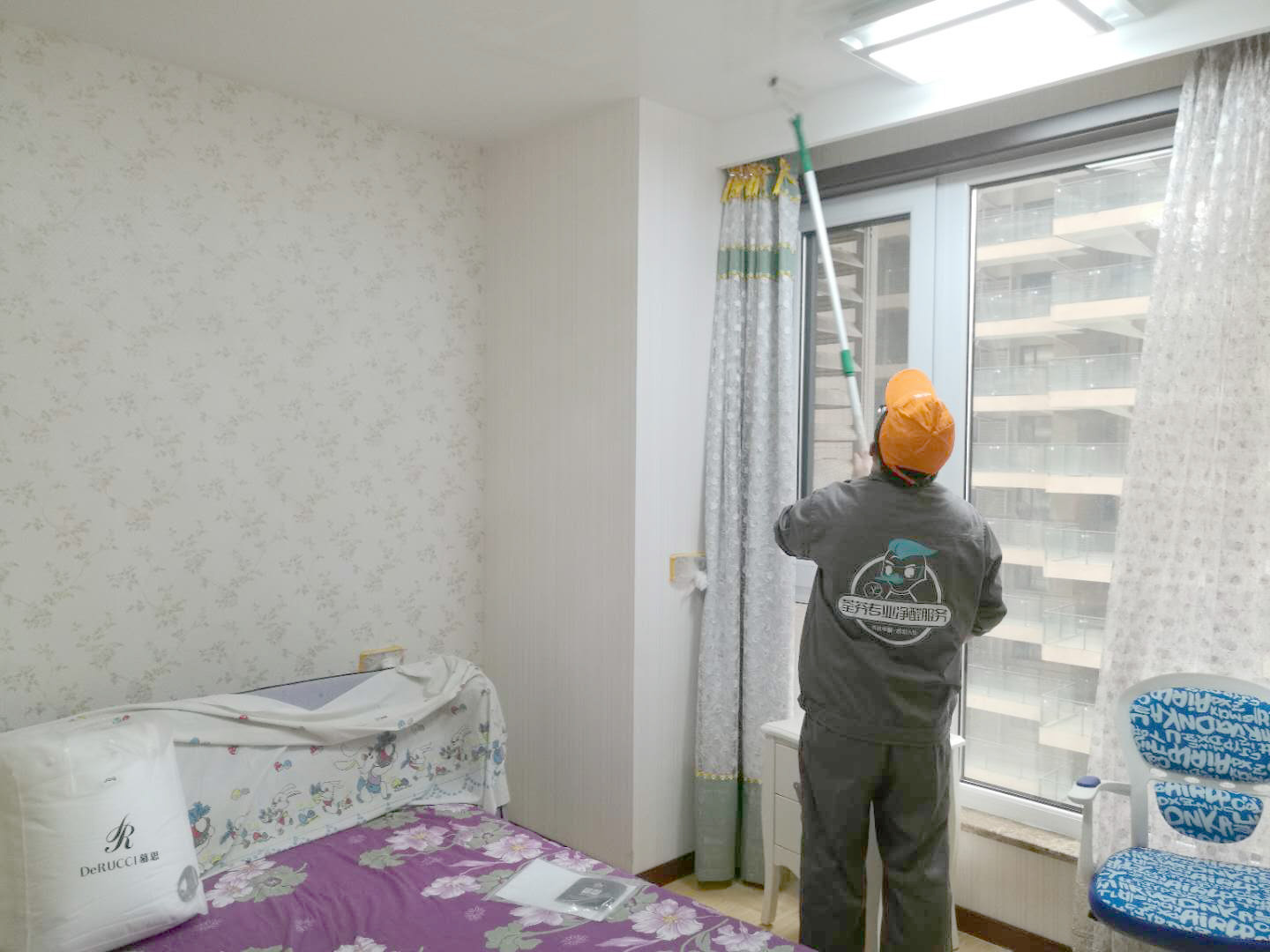 臥室頂面滾筒施工 臥室頂面滾筒施工