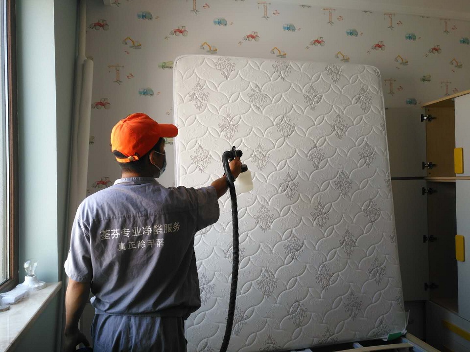 臥室床墊噴涂全方位施工 臥室床墊噴涂全方位施工