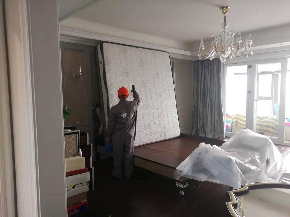 臥室床墊重點污染源噴涂施工 臥室床墊重點污染源噴涂施工