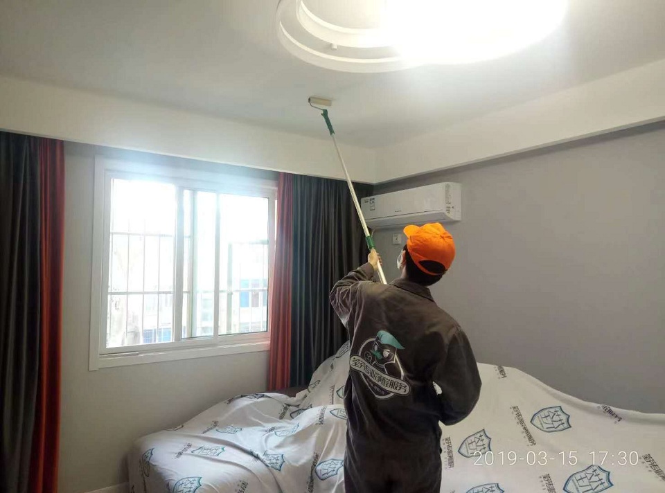 室內客餐廳吊頂甲醛噴涂施工治理 室內客餐廳吊頂甲醛噴涂施工治理