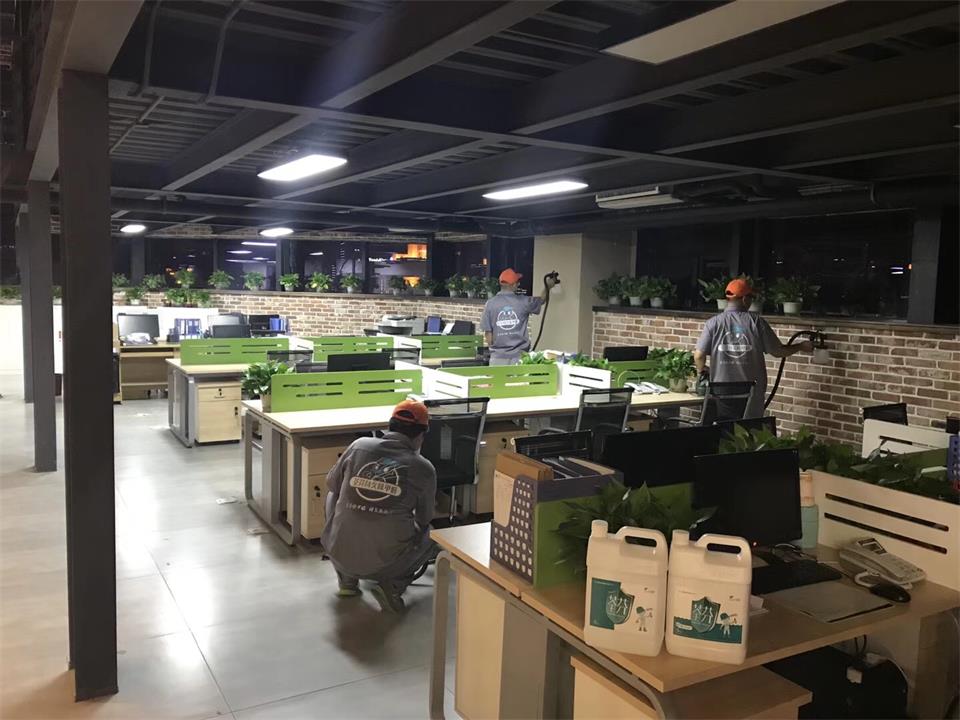 酒店辦公區域全方位噴涂施工 酒店辦公區域全方位噴涂施工