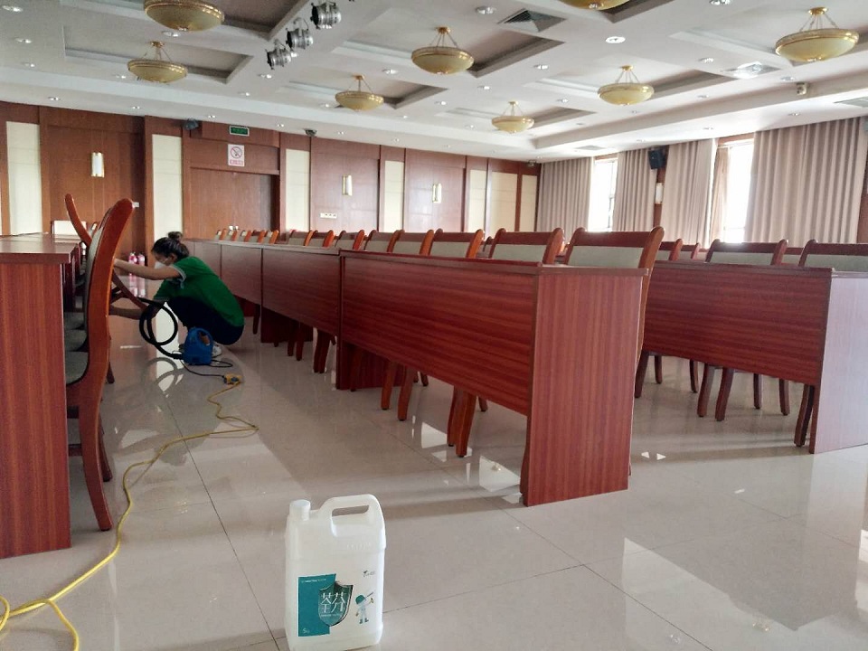 會議室桌椅全方位噴涂治理 會議室桌椅全方位噴涂治理