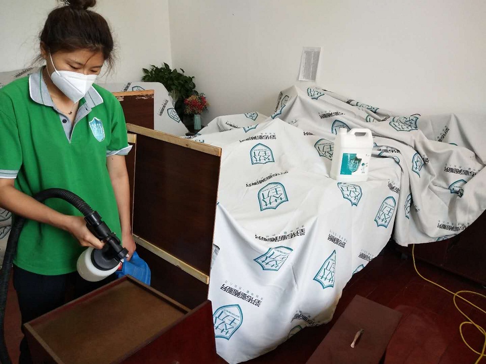 會議室桌椅全方位噴涂治理 會議室桌椅全方位噴涂治理