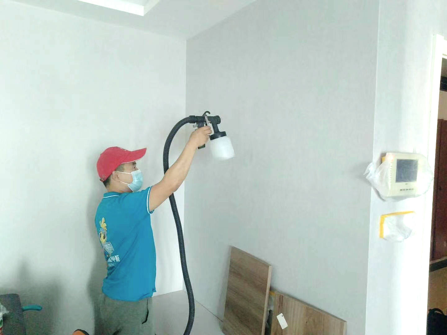 客廳墻面噴槍全方位噴涂治理 客廳墻面噴槍全方位噴涂治理