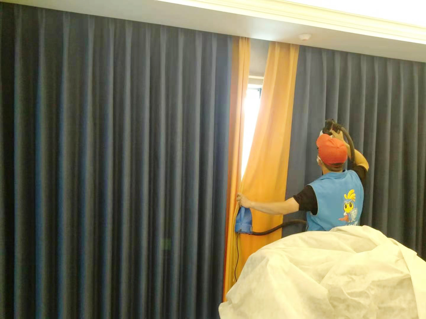 臥室窗簾布藝噴涂治理 臥室窗簾布藝噴涂治理