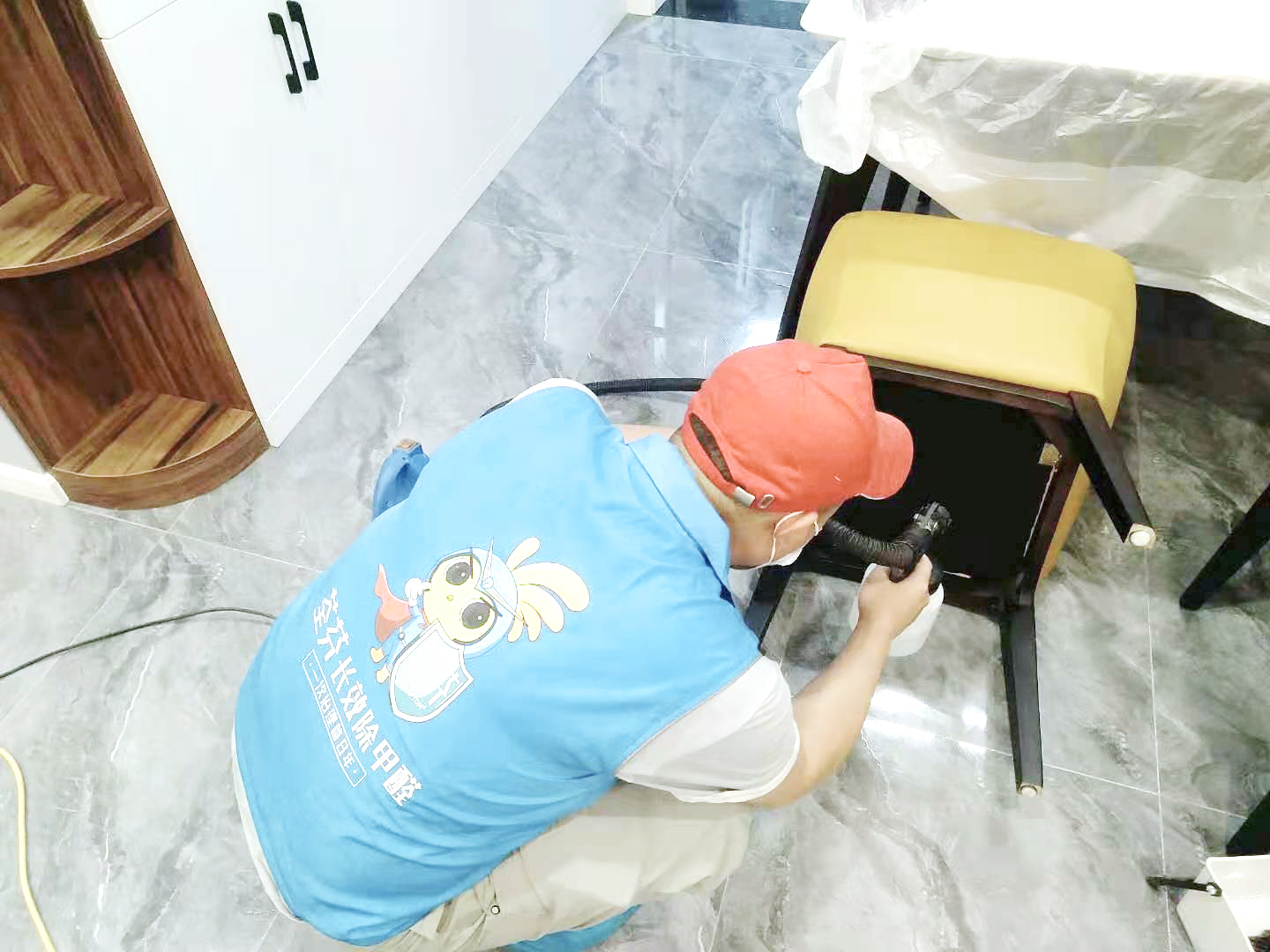 餐廳桌椅噴槍施工治理 餐廳桌椅噴槍施工治理