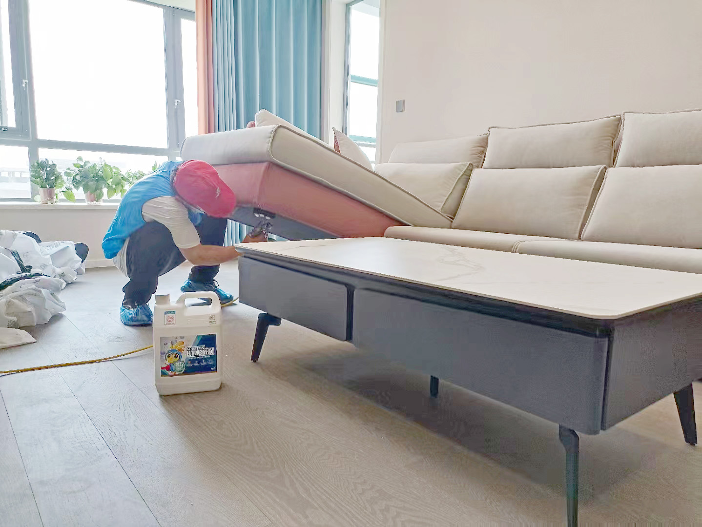 沙發全方位噴槍治理施工 沙發全方位噴槍治理施工