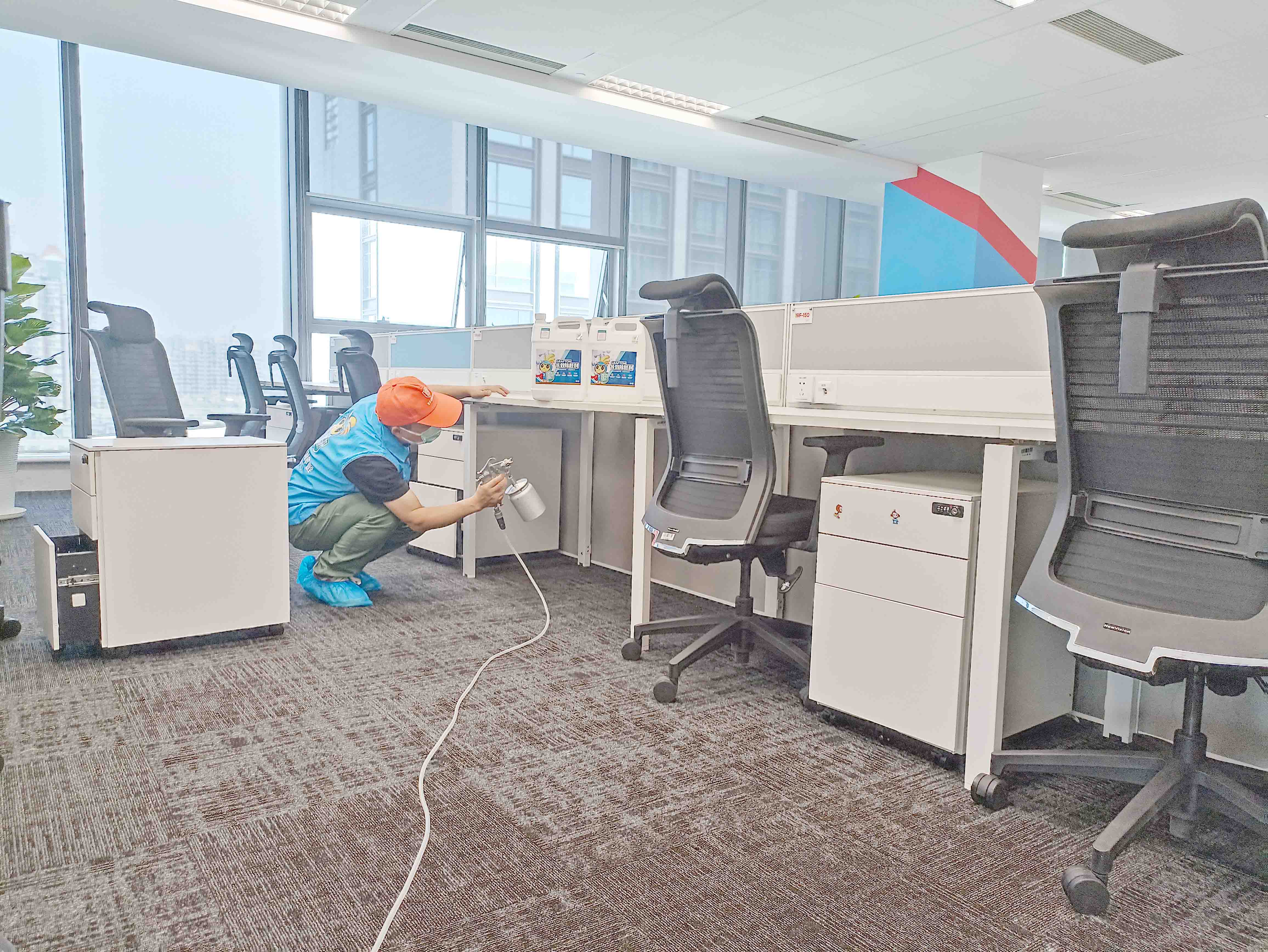 辦公桌椅全方位噴涂治理 辦公桌椅全方位噴涂治理