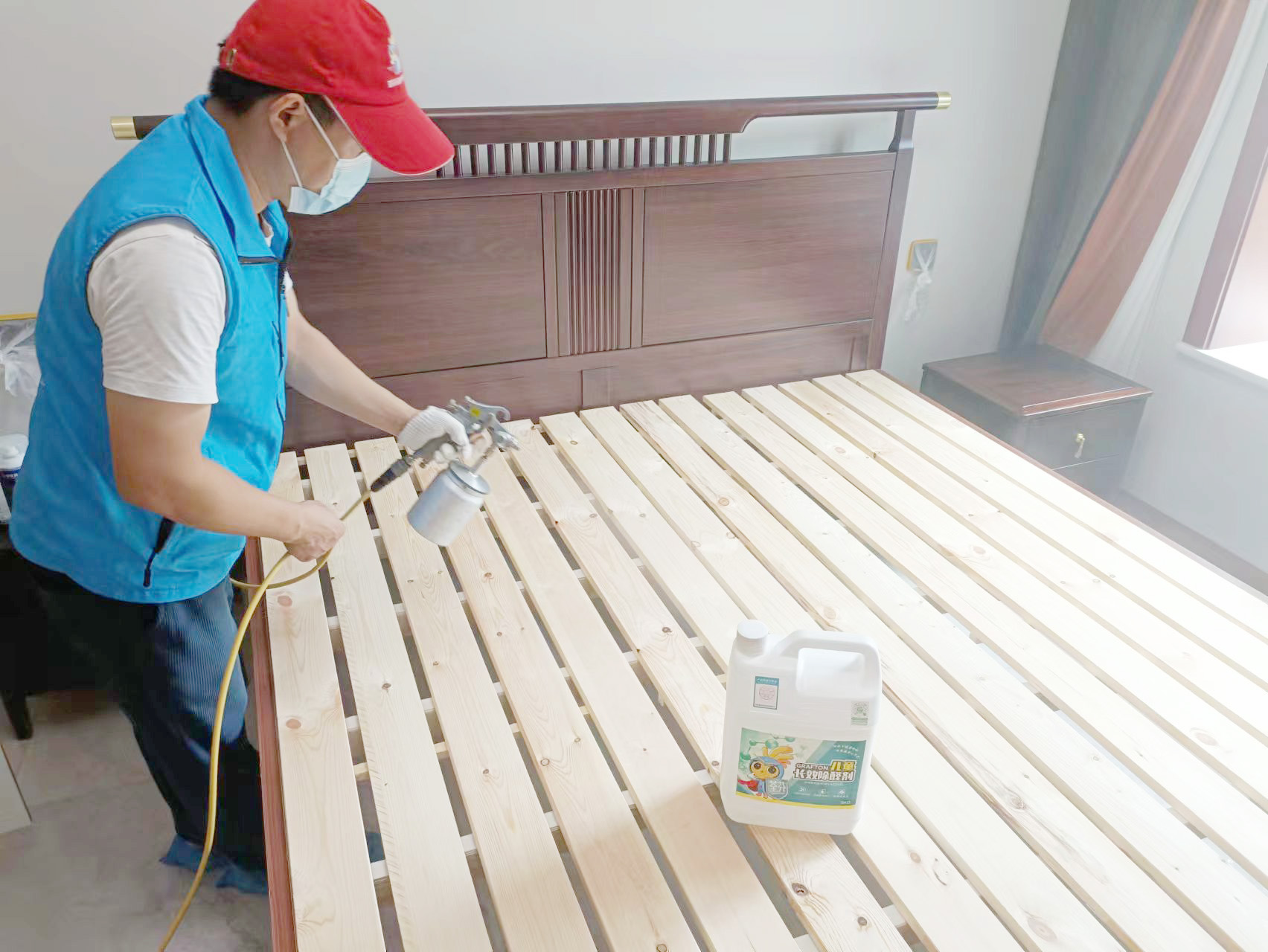 臥室床架噴槍施工治理甲醛 臥室床架噴槍施工治理甲醛