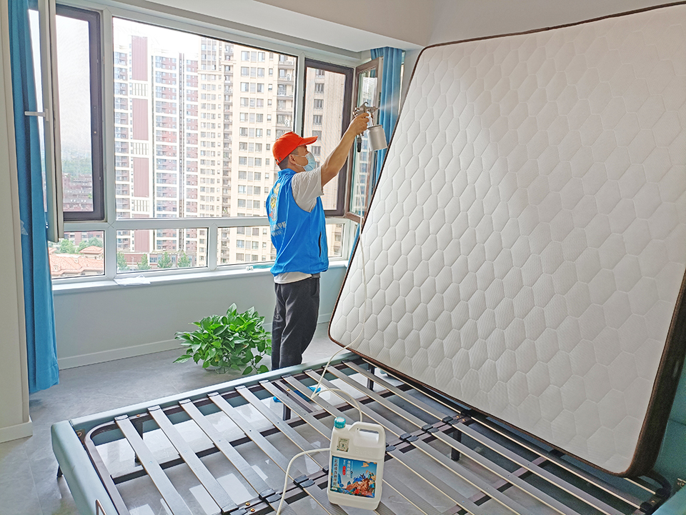 臥室床墊噴槍施工治理甲醛 臥室床墊噴槍施工治理甲醛